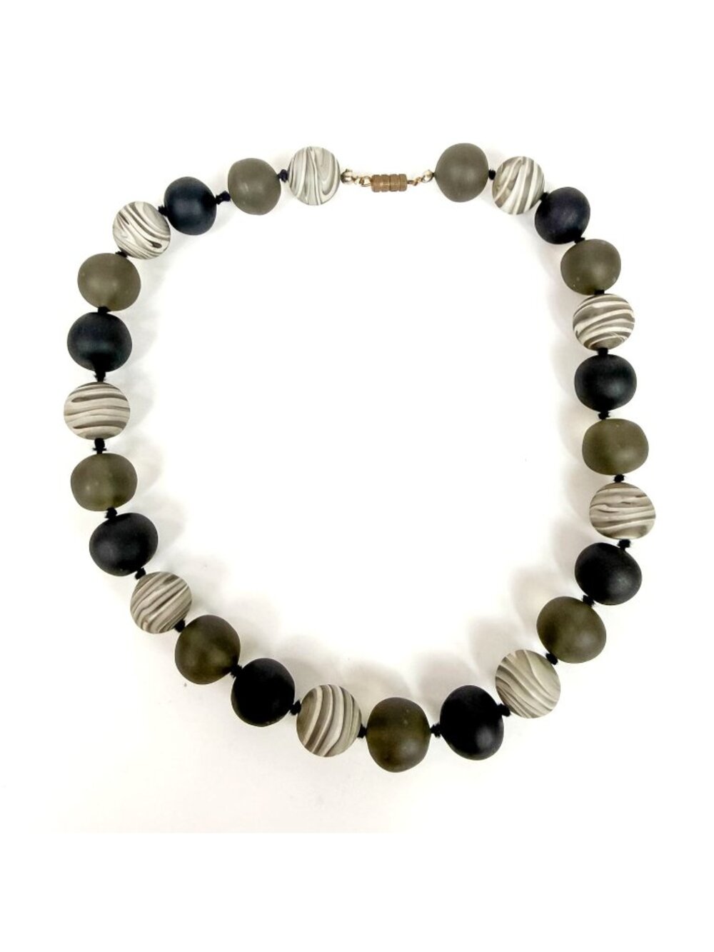 Murano Mania Venetian Glass Gray Matte Beaded Knotted Necklace 18 Inches